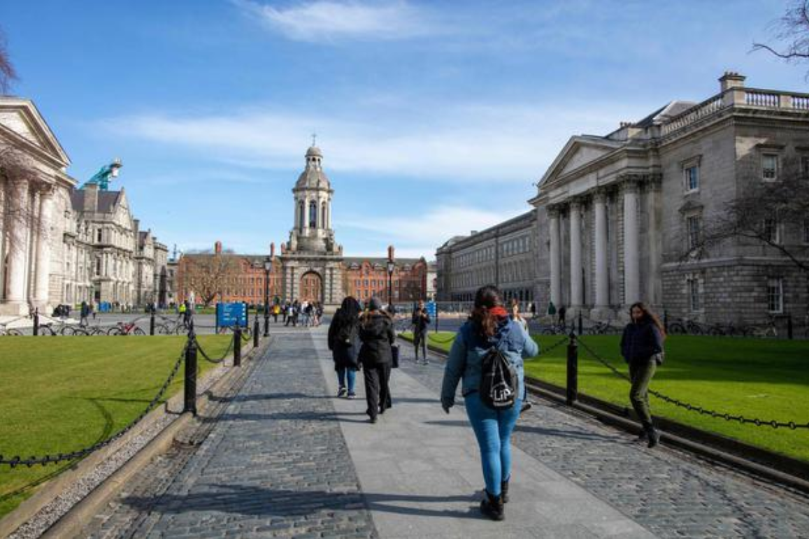 Ireland đầu tư 40 triệu euro vào các trường đại học để chúng trở nên xanh hơn